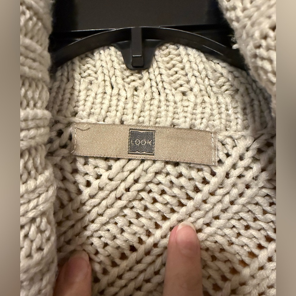 Cozy Cream Boho DropNeck Knit Poncho (early 2000’s) - Picture 3 of 4